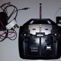 futaba t2er receiver  charger