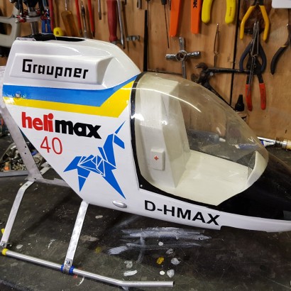 graupner helimax 40   cockpit painted decals applied