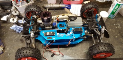 01 radio receiver and battery removed