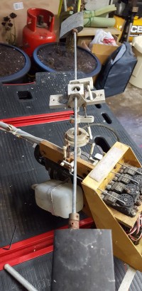 micro mold lark 2   flybar before cleanup